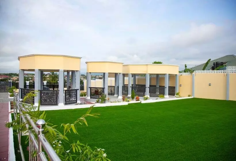 Bella Ella Hotel & Event Center