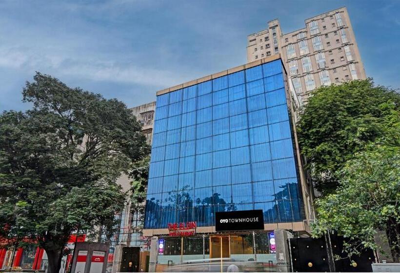 Szálloda Super Townhouse Refresh