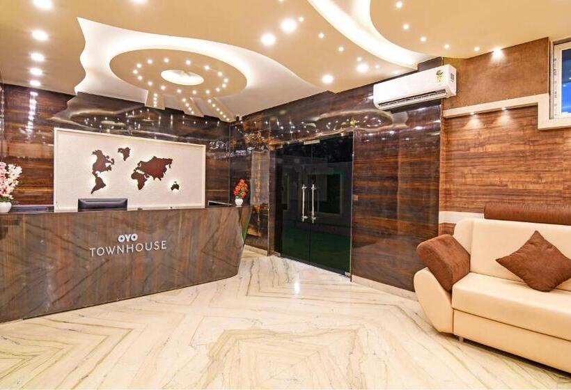 Szálloda Super Townhouse Refresh