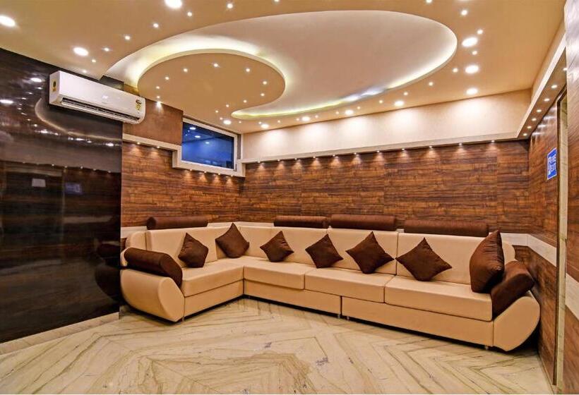 Szálloda Super Townhouse Refresh