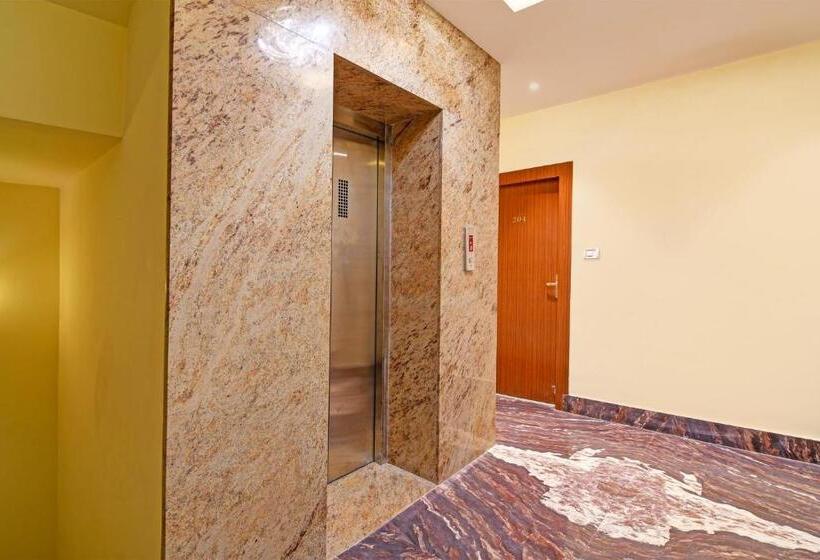 Szálloda Super Townhouse Refresh