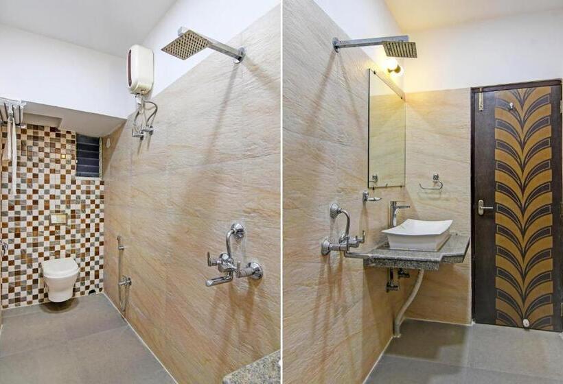 Szálloda Super Townhouse Refresh