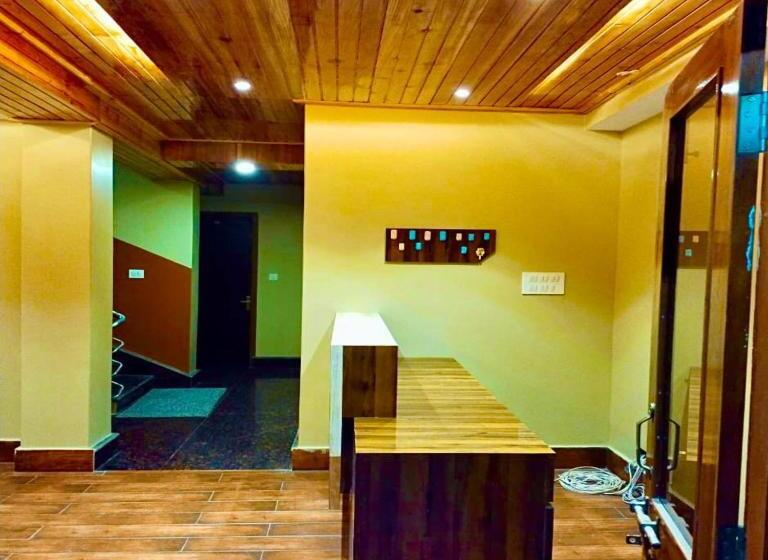 Debraj Hotel & Resort