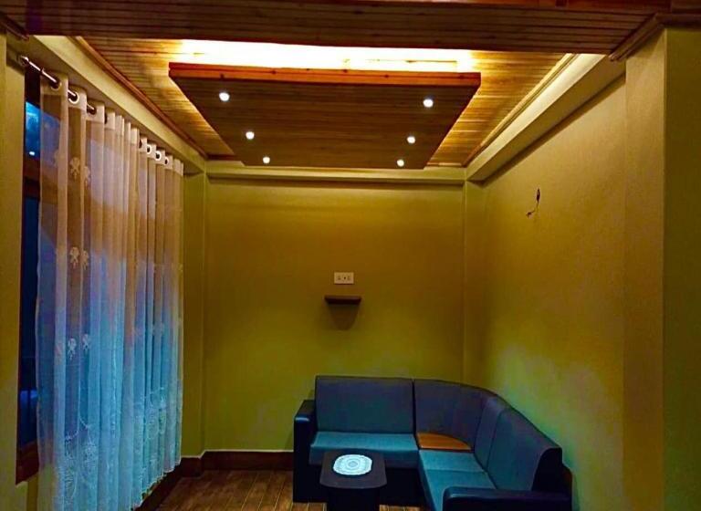 Debraj Hotel & Resort