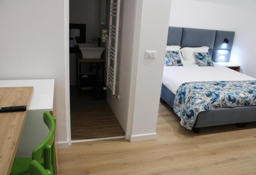 호텔 Casa Din Livada