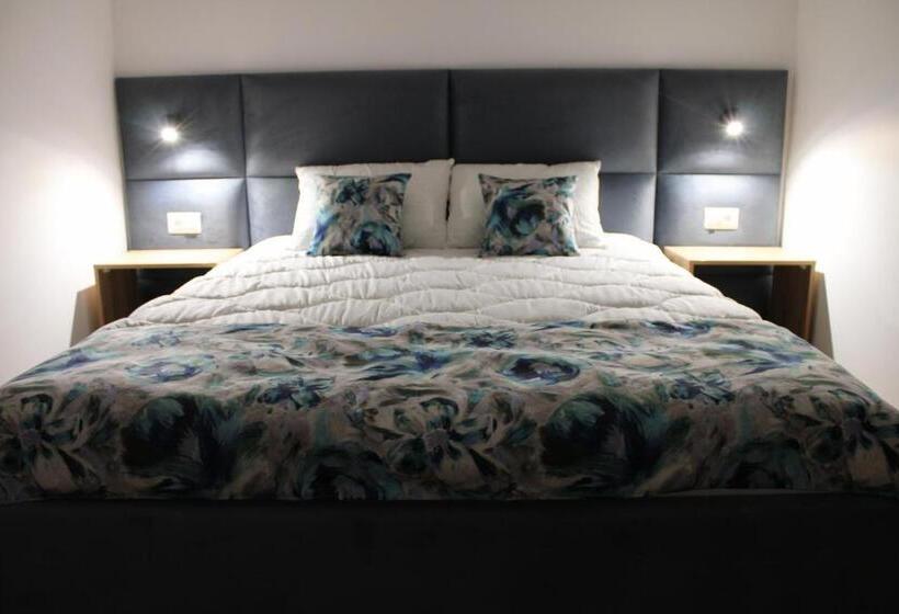 호텔 Casa Din Livada