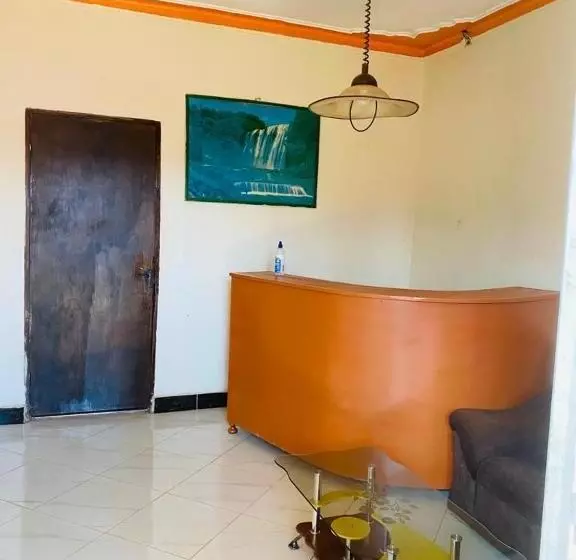 هتل Kalifonia Guest House