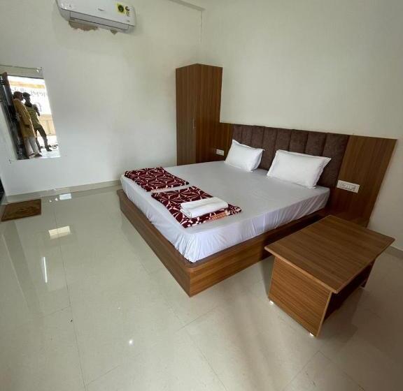 בית מלון כפרי Shri Ram Palace