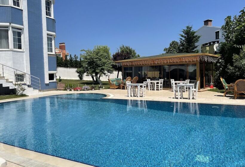 호텔 Treekos Suite