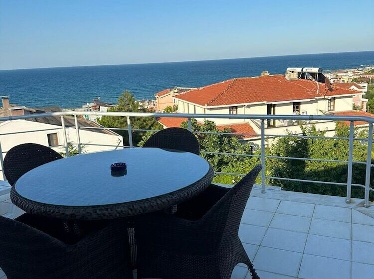 호텔 Treekos Suite