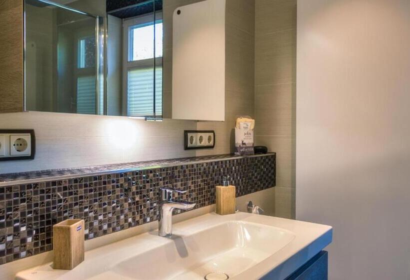 膳宿费 Bnb Rauschenberg