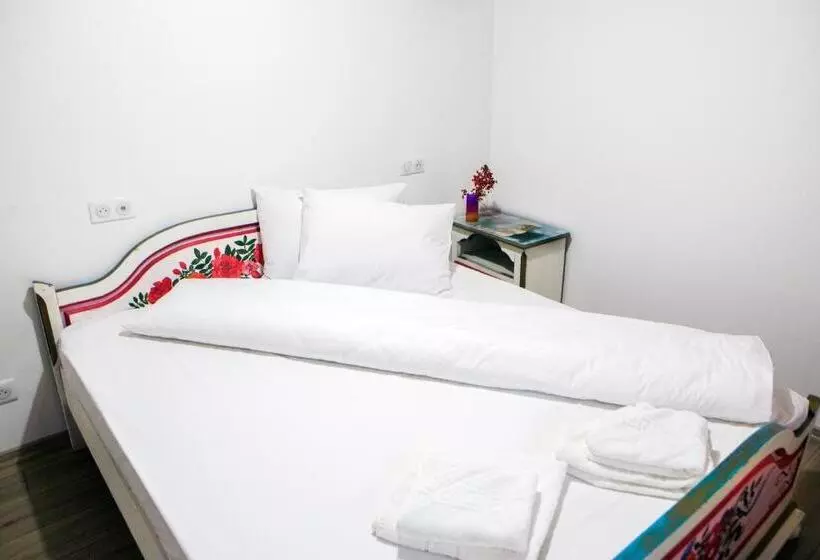 Majatalo Casa Cu Magnolii