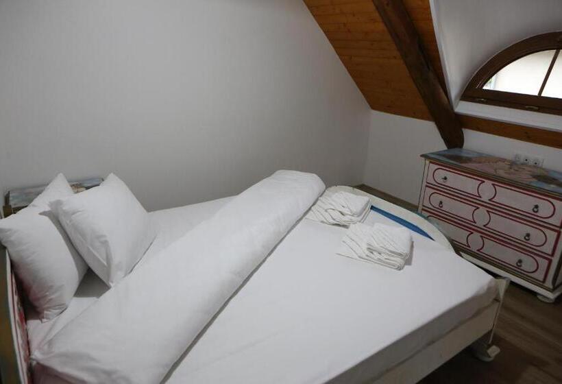 ペンション Casa Cu Magnolii