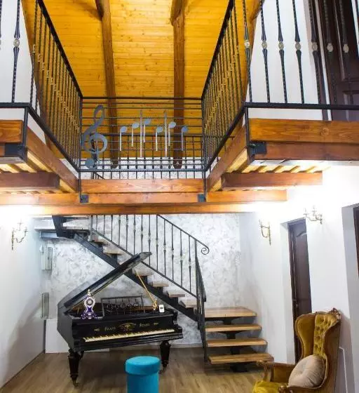 Majatalo Casa Cu Magnolii