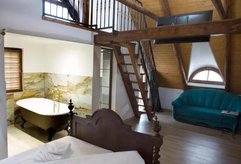 Majatalo Casa Cu Magnolii