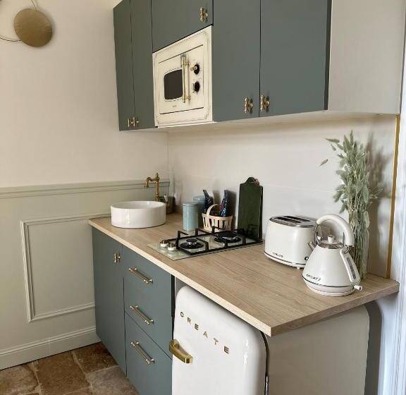 Пансион Gîte La Tour D’anéa