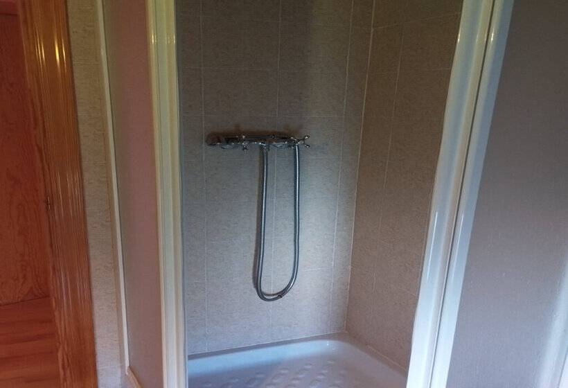 פנסיון Hostal Los Quiñones