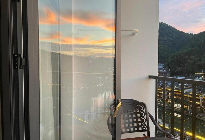 Pensjonat Phoenix Best River View B&b