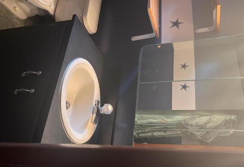 פנסיון Room In House Cozy Comfy Private Room Close To Everything K