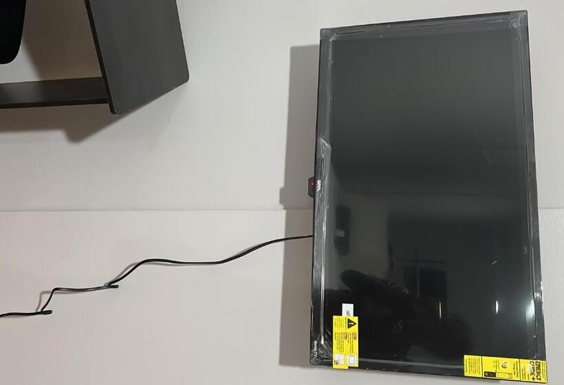 Пансион Room In House Cozy Comfy Private Room Close To Everything L