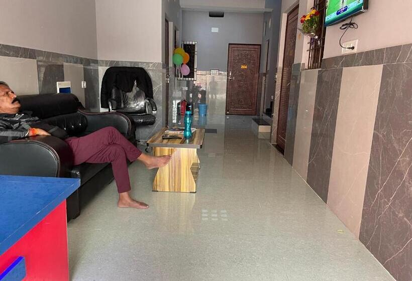 پانسیون Star Guest House