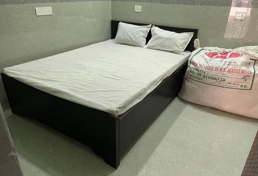 پانسیون Star Guest House