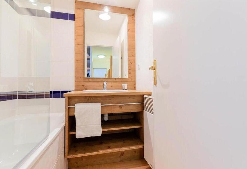 Résidence Le Parc Des Airelles Studio Coin Montagne 4 Personnes Vue Pist 334