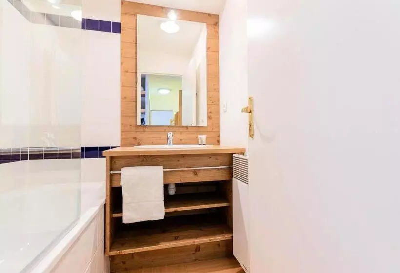 Résidence Le Parc Des Airelles   Studio Coin Montagne 4 Personnes Vue Pist 334