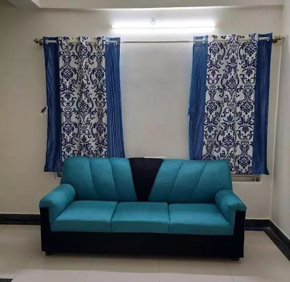 ユースホステル Comfort Homes