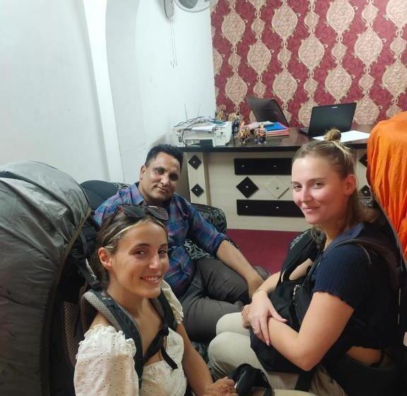 هاستل Pink City Backpackers