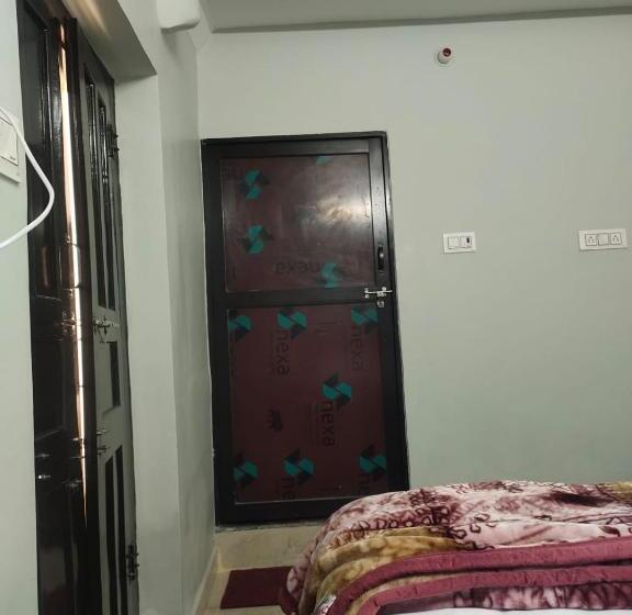 هاستل Pink City Backpackers