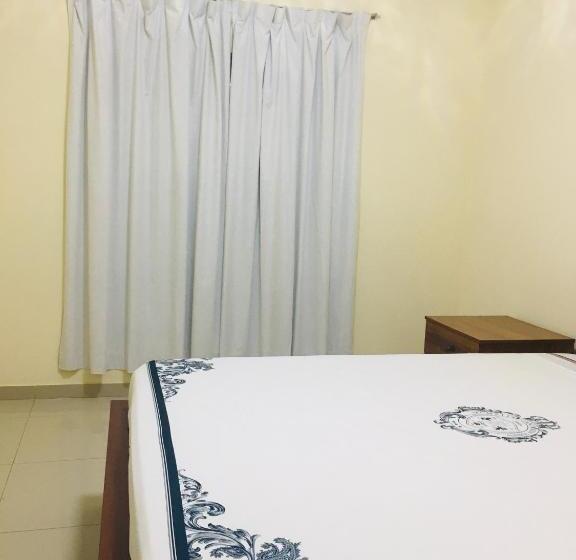 تختخواب و صبحانه Constança Retreat