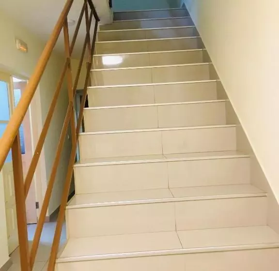 تختخواب و صبحانه Constança Retreat