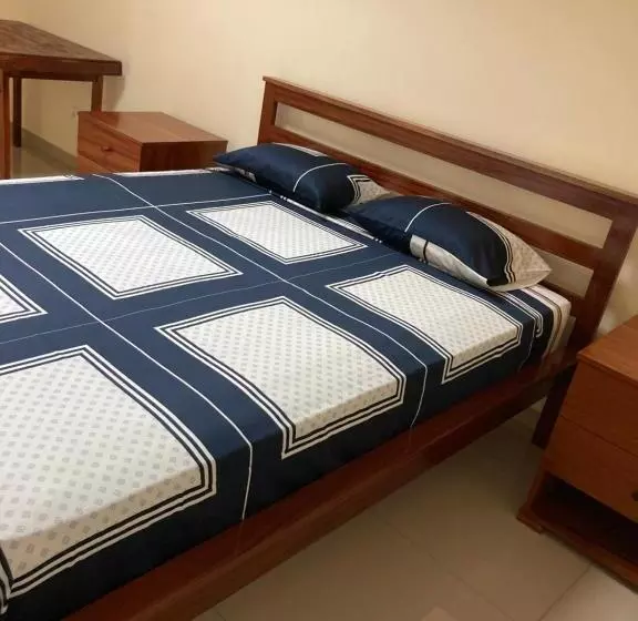 تختخواب و صبحانه Constança Retreat