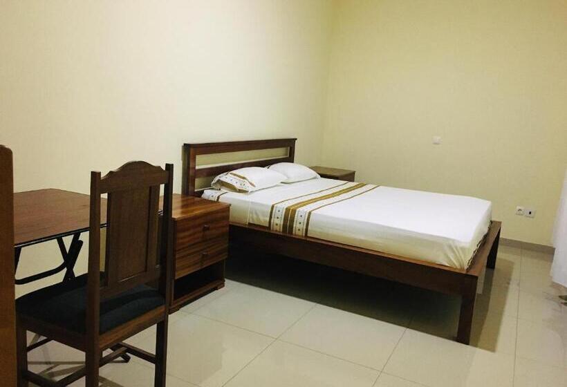 تختخواب و صبحانه Constança Retreat