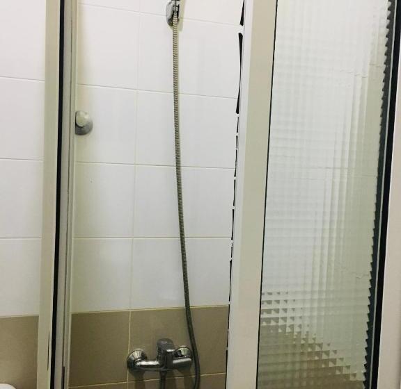 تختخواب و صبحانه Constança Retreat