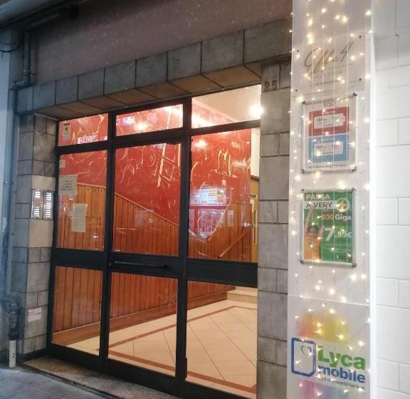 تختخواب و صبحانه Effe4 Lovely Room