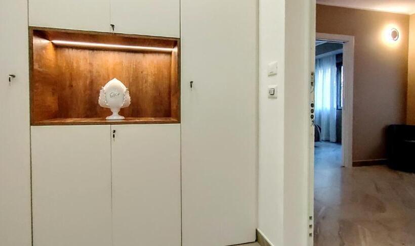 تختخواب و صبحانه Effe4 Lovely Room