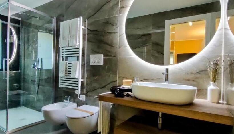 تختخواب و صبحانه Effe4 Lovely Room