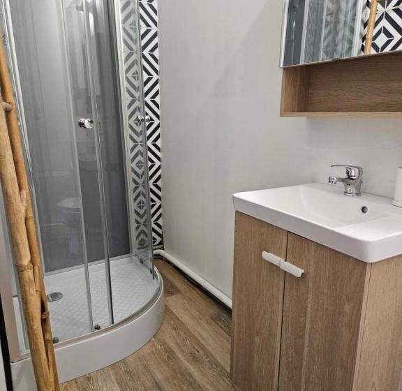 تختخواب و صبحانه Le Vauban Palais Des Congrés , Centre Ville & Gare Béziers