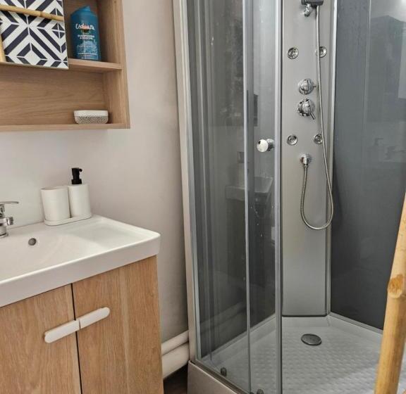 تختخواب و صبحانه Le Vauban Palais Des Congrés , Centre Ville & Gare Béziers