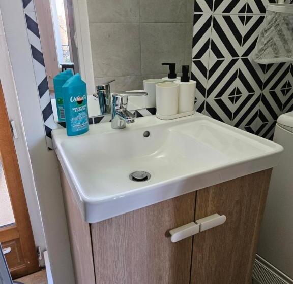 تختخواب و صبحانه Le Vauban Palais Des Congrés , Centre Ville & Gare Béziers