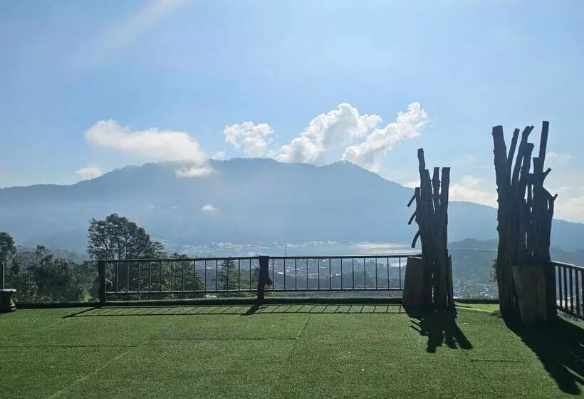 ベッドアンドブレックファースト Lumbung Hill Bedugul