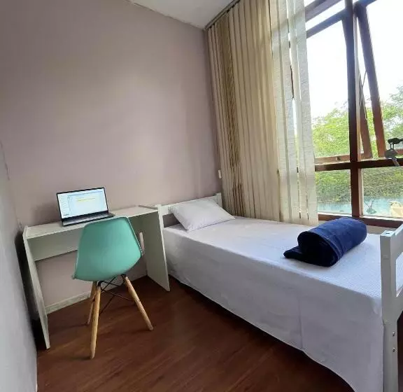 éden Hostel E Coworking