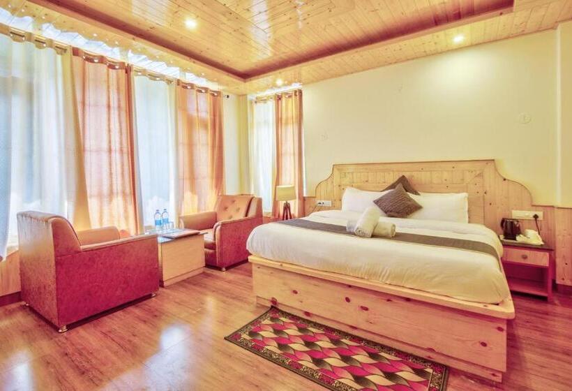 Отель Avani Villa