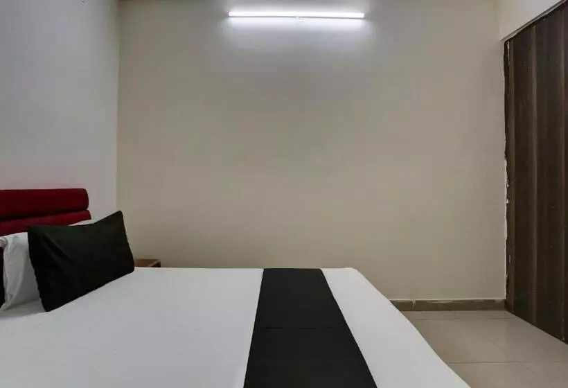 Hotelli Omi Inn Manesar
