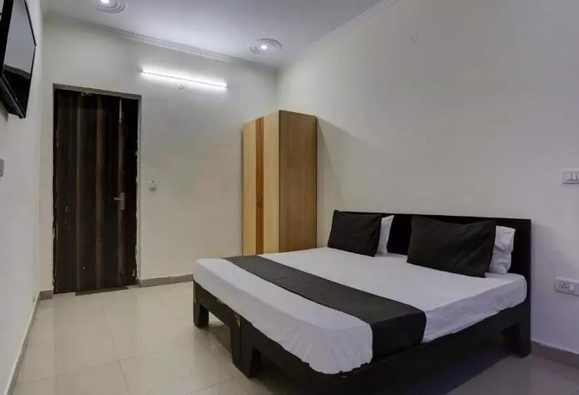 Hotelli Omi Inn Manesar