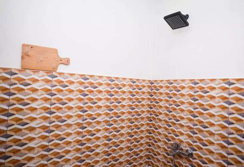 Hotelli Reddoorz Near Terminal Bus Purwokerto