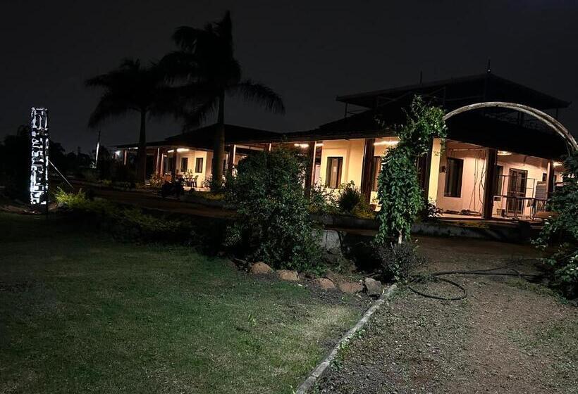 酒店 The Sunset Lawns