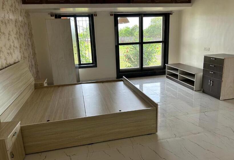 酒店 The Sunset Lawns